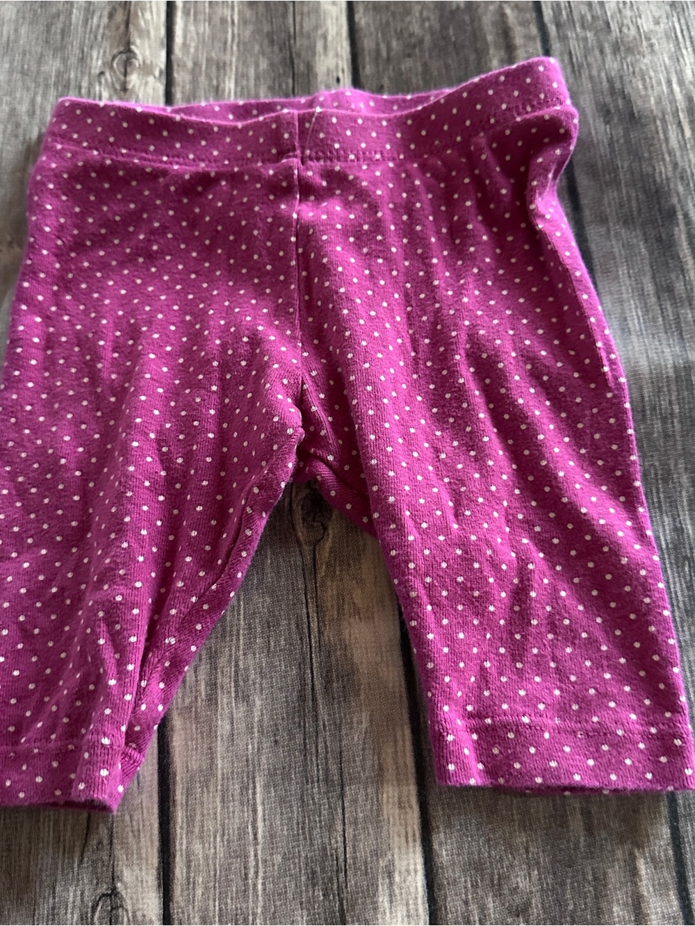 Tea magenta dotted capri leggings fair pilling 12/18